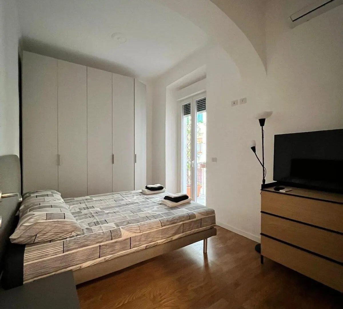 Zaffiro Esquilino Charming Apartment Rome 0*,