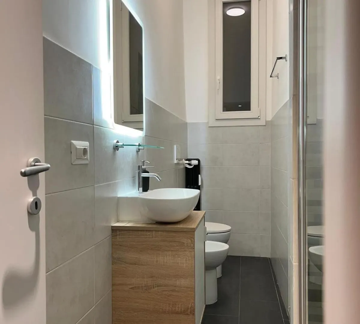 Zaffiro Esquilino Charming Apartment Rome 0*,